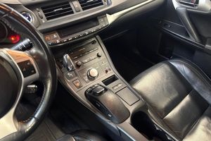 Lexus CT bild 21