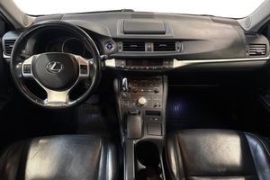 Lexus CT bild 12