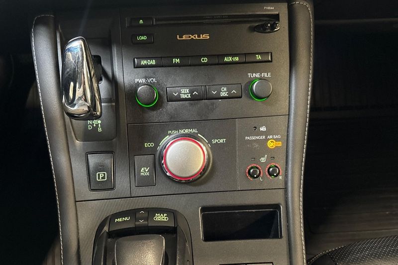 Lexus CT bild 23