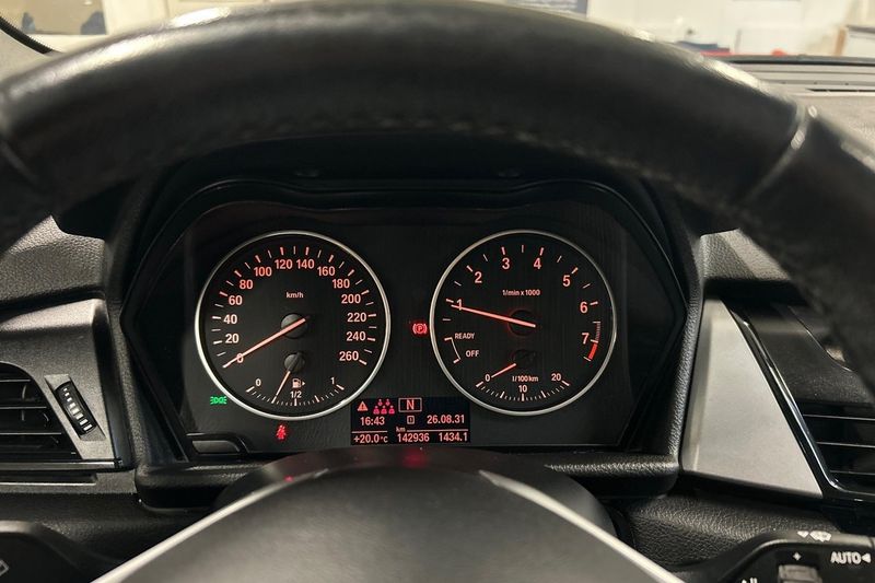 BMW 218 bild 18