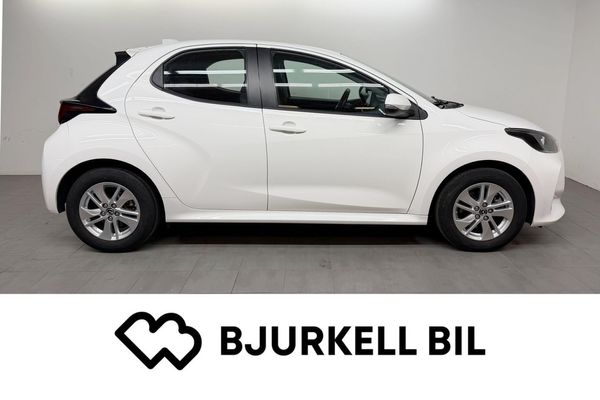Mazda 2 Hybrid Backkamera, låga mil! - 2023