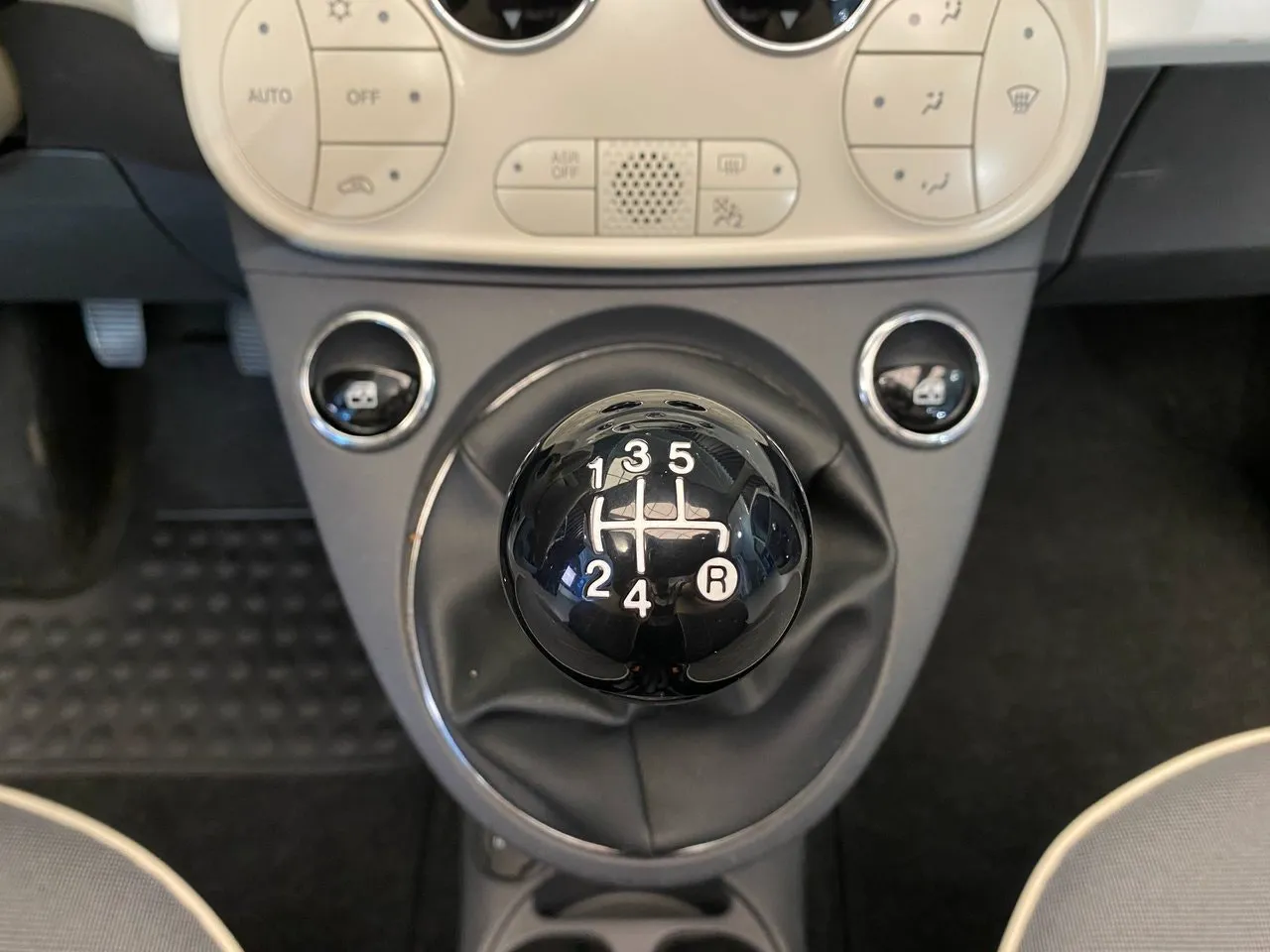 Vehicle image 36