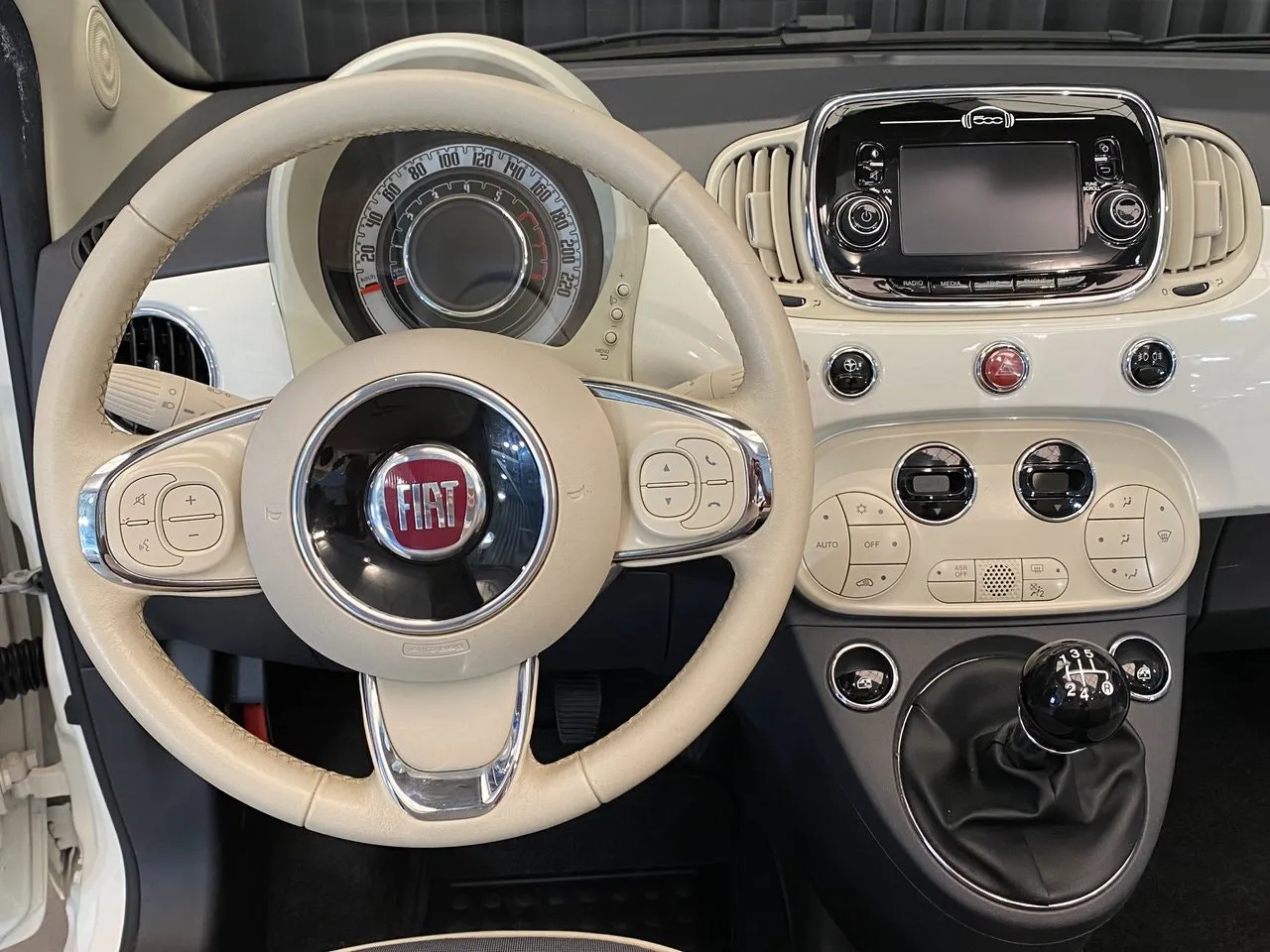 Vehicle image 31