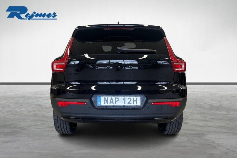 Volvo EX40 bild 8
