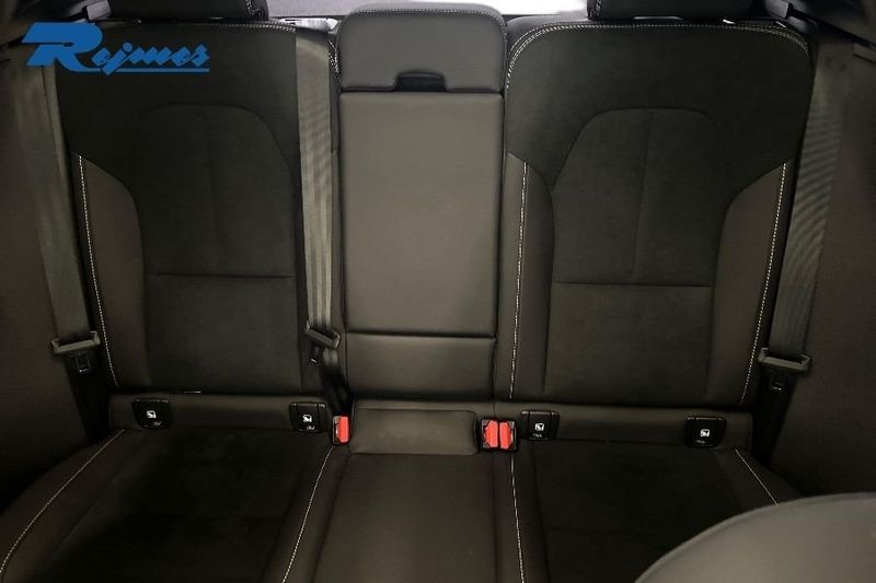 Volvo EX40 bild 17