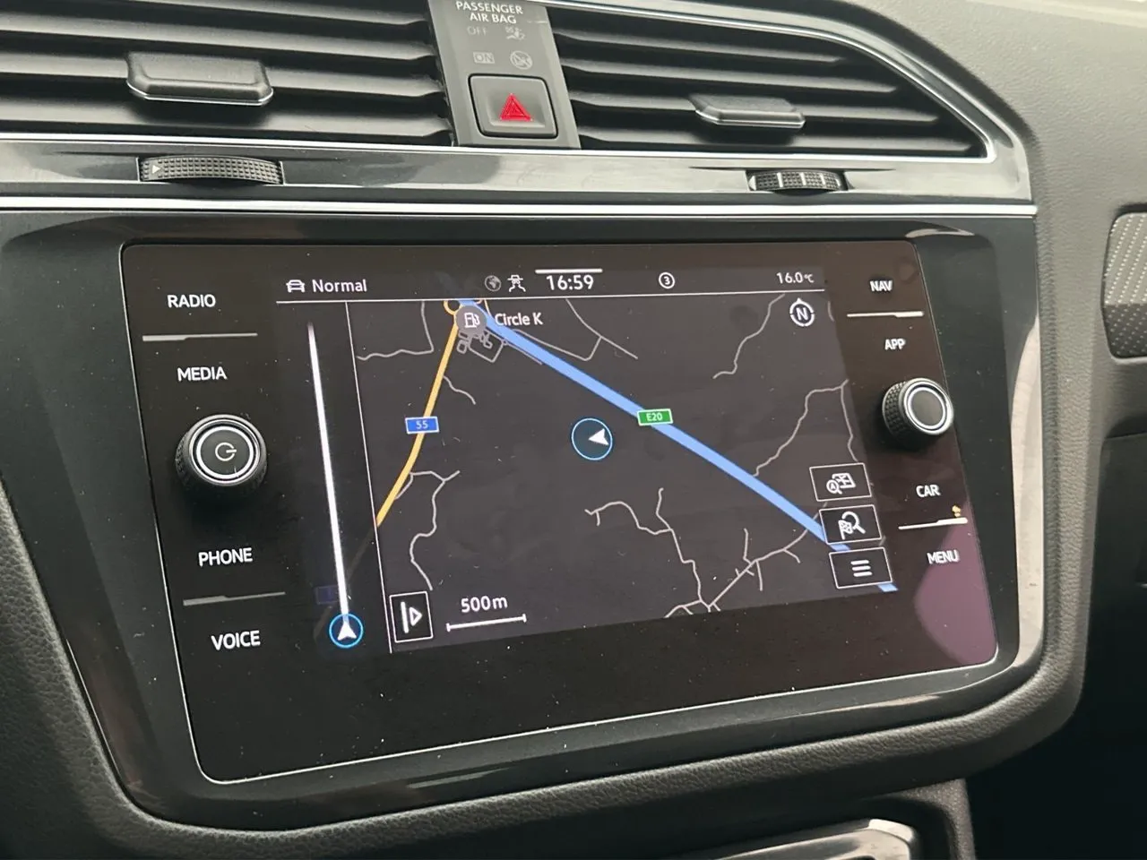 Vehicle image 22