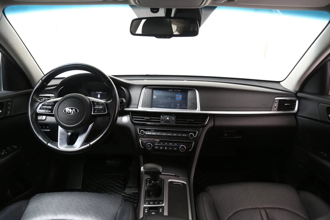 Vehicle image 20