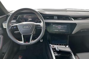 Audi SQ8 bild 8