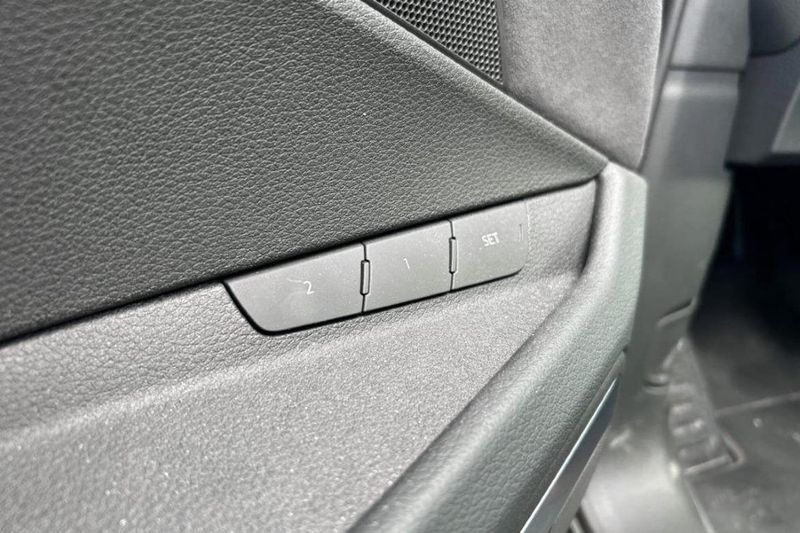 Audi SQ8 bild 16