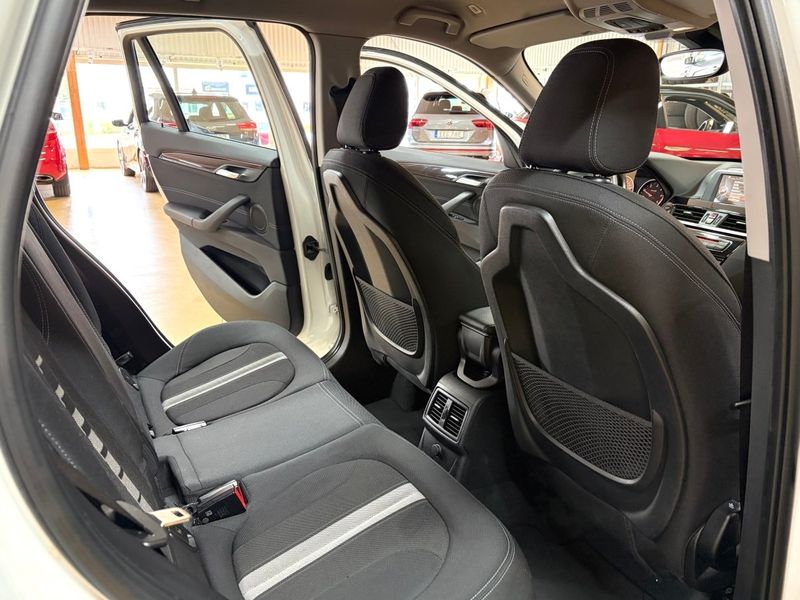 BMW X1 bild 16