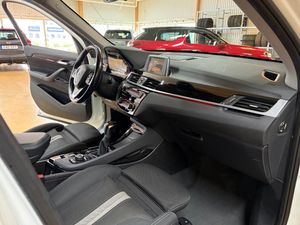 BMW X1 bild 18