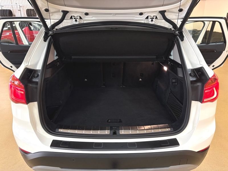 BMW X1 bild 13