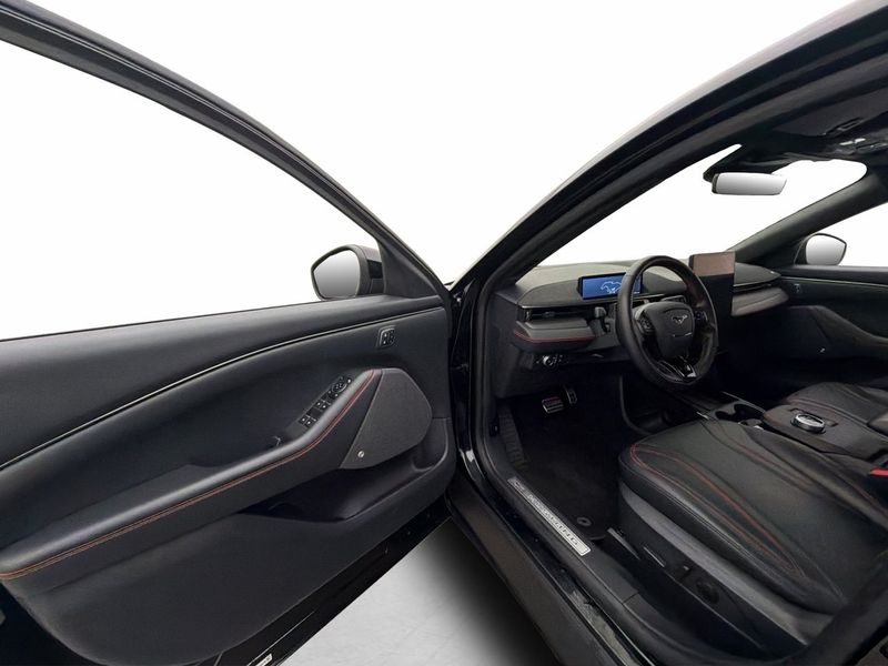 Ford Mustang Mach-E bild 11