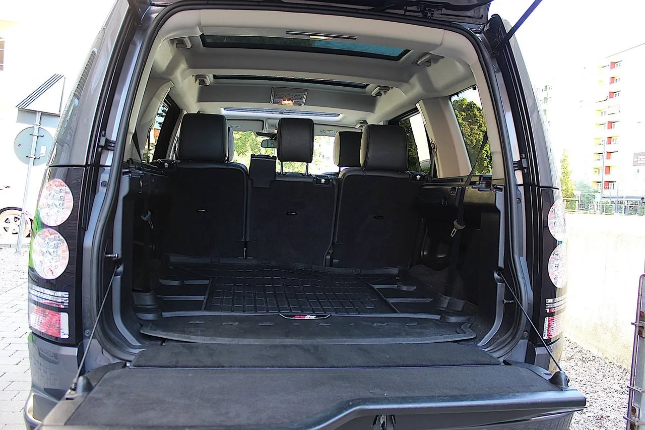 Vehicle image 21
