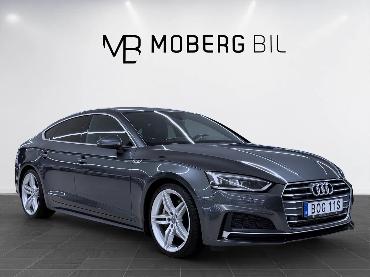Vehicle image 6