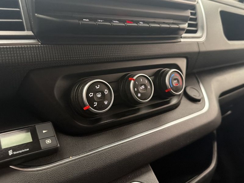 Renault Trafic bild 22