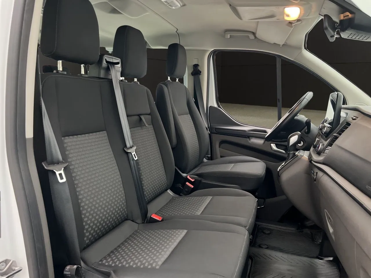 Vehicle image 24