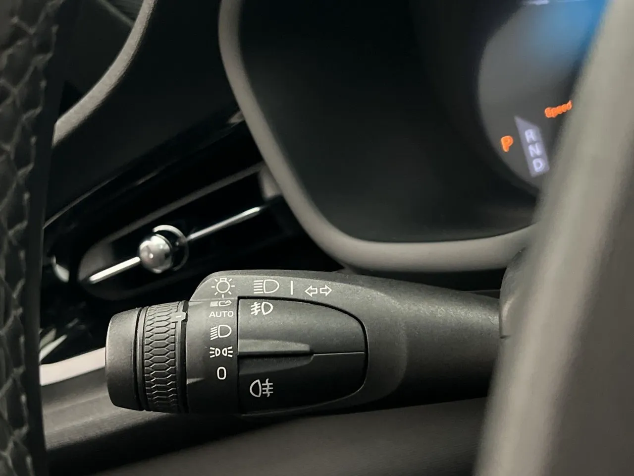 Vehicle image 36