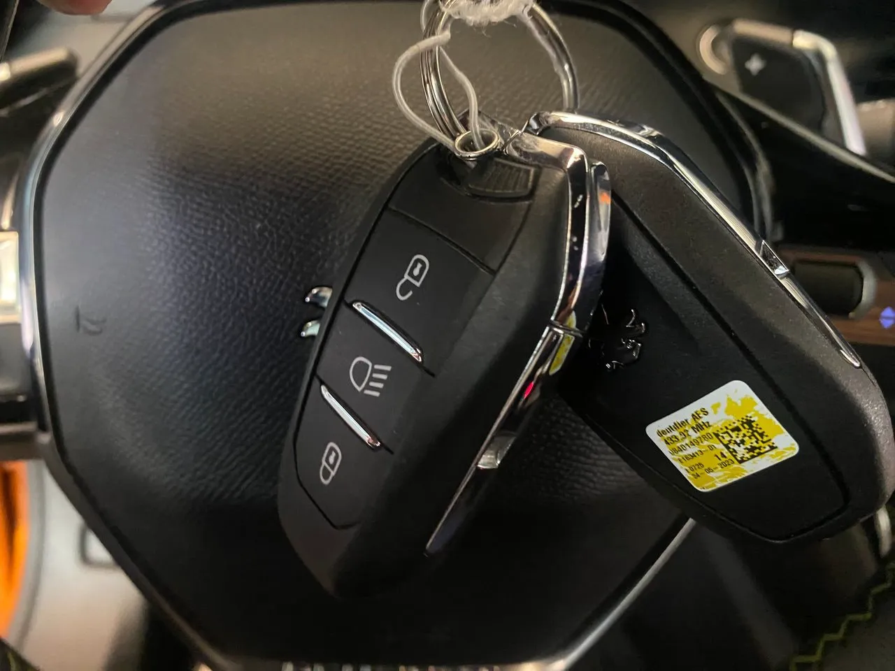 Vehicle image 37