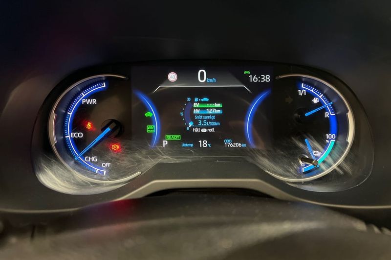 Toyota RAV4 bild 17