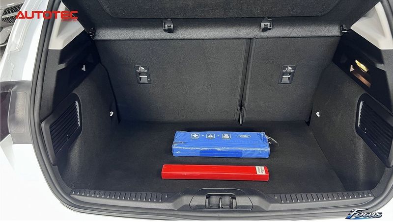 Ford Focus bild 9