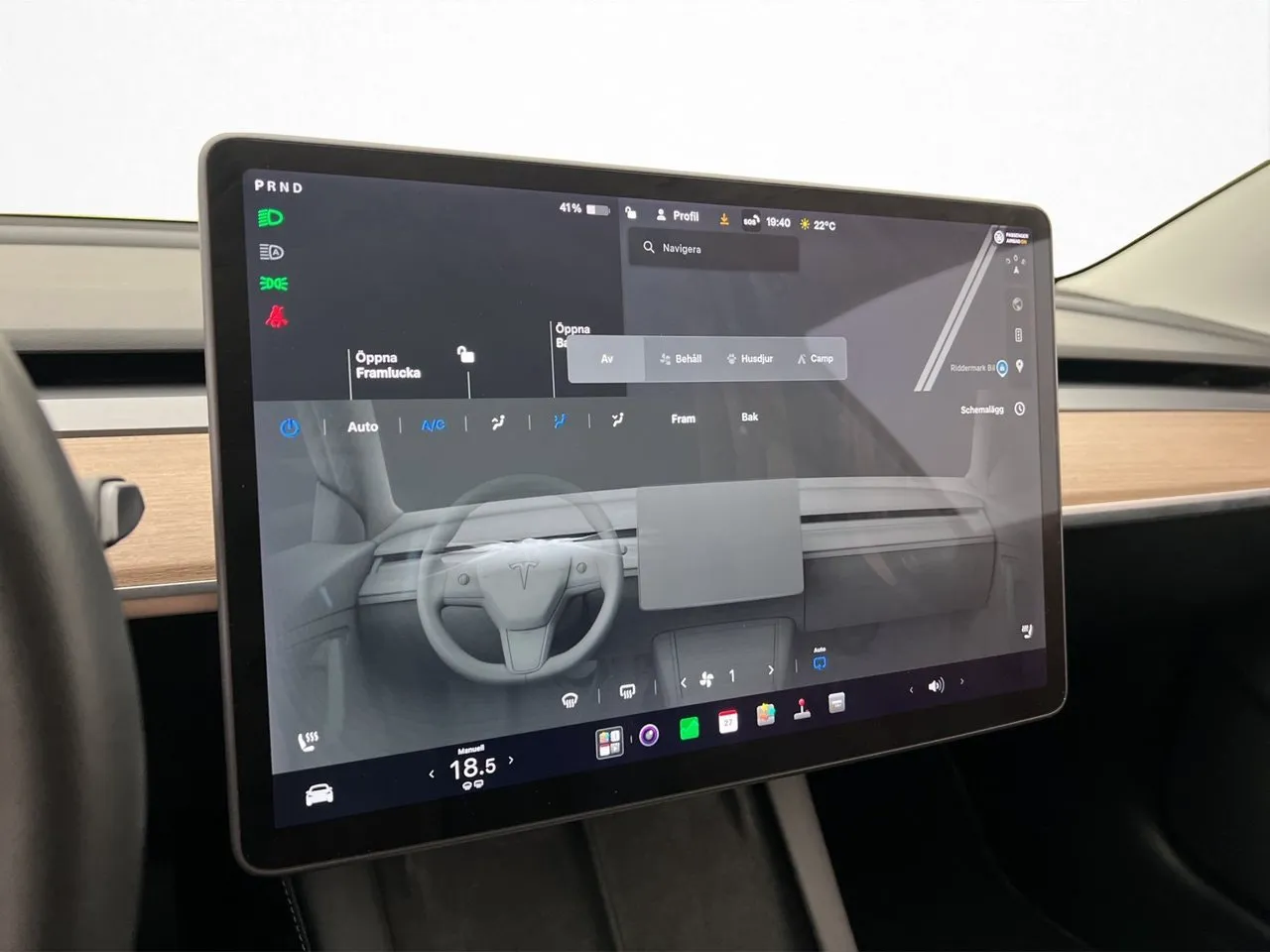 Vehicle image 20