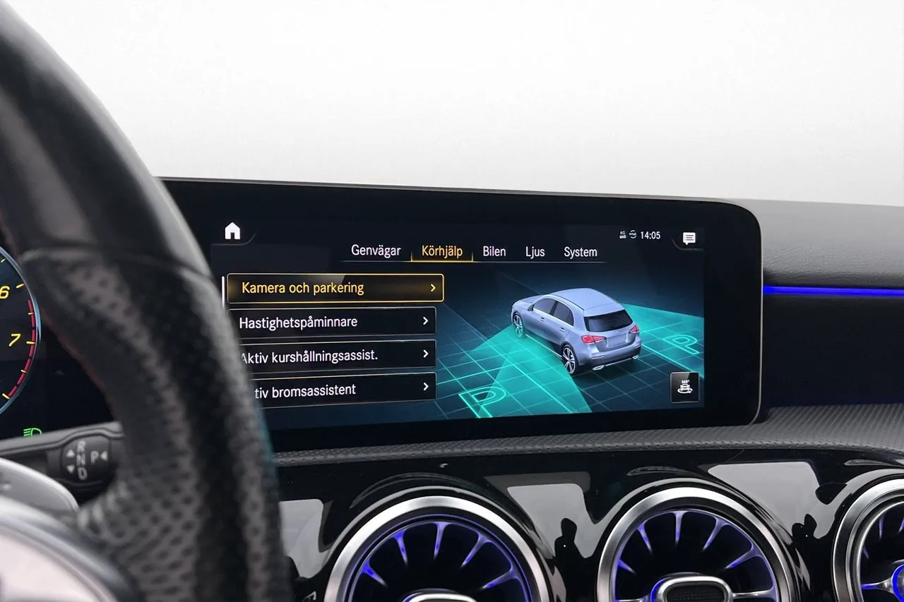 Vehicle image 21