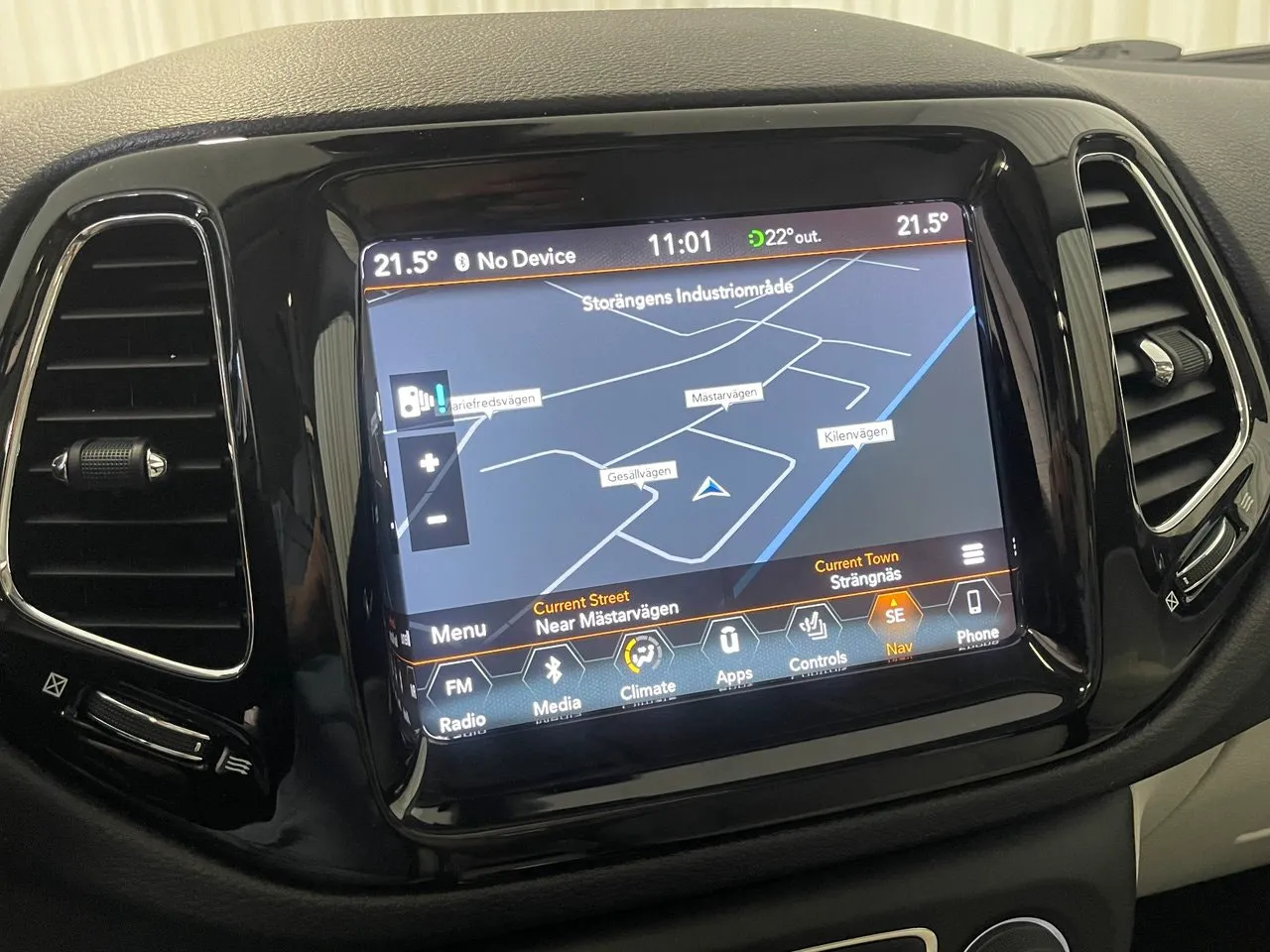 Vehicle image 20