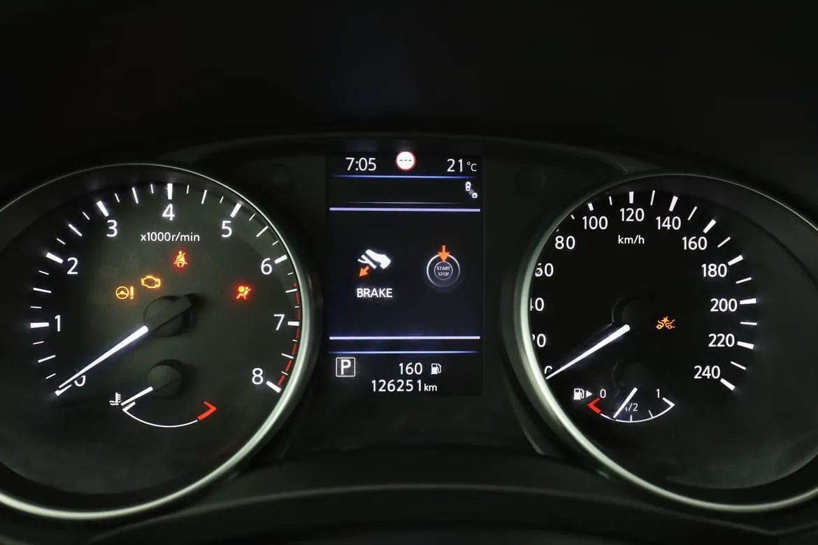 Vehicle image 19