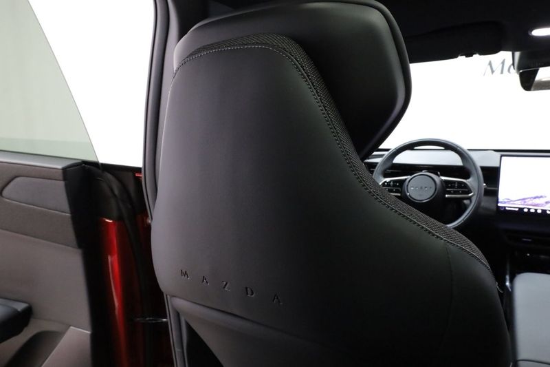 Mazda CX-6e bild 16