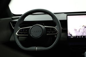 Mazda CX-6e bild 11