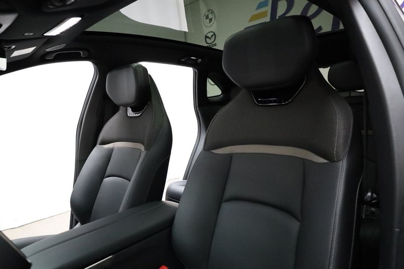 Mazda CX-6e bild 5