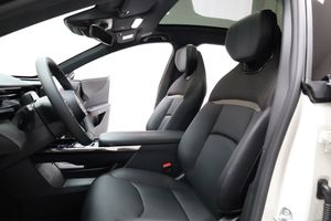 Mazda CX-6e bild 20