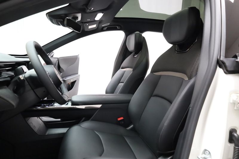 Mazda CX-6e bild 20