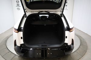 Mazda CX-6e bild 10