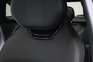 Mazda CX-6e bild 19
