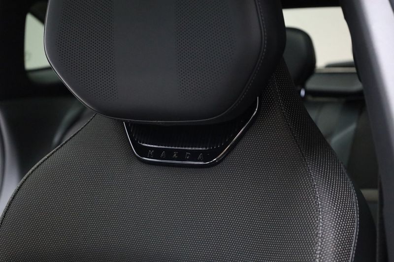 Mazda CX-6e bild 19