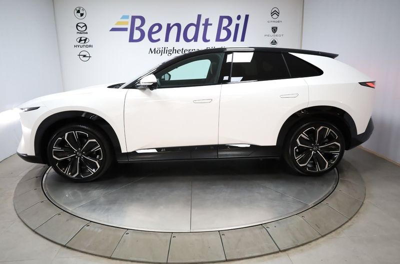 Mazda CX-6e bild 7