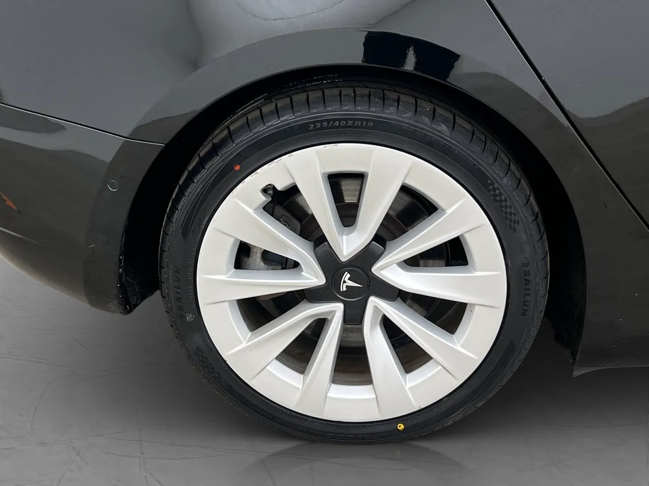 Vehicle image 31