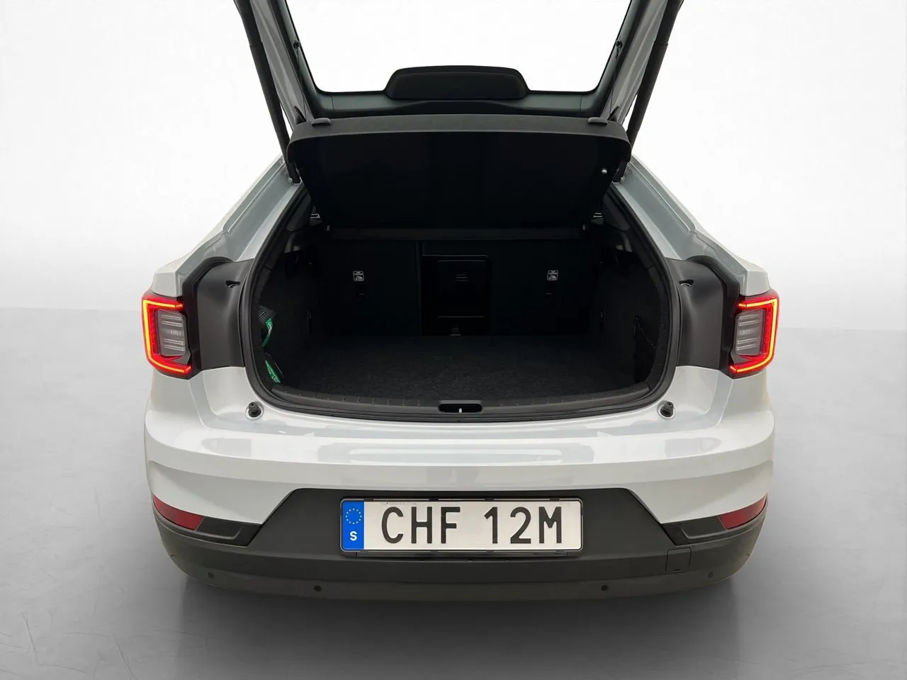Vehicle image 24