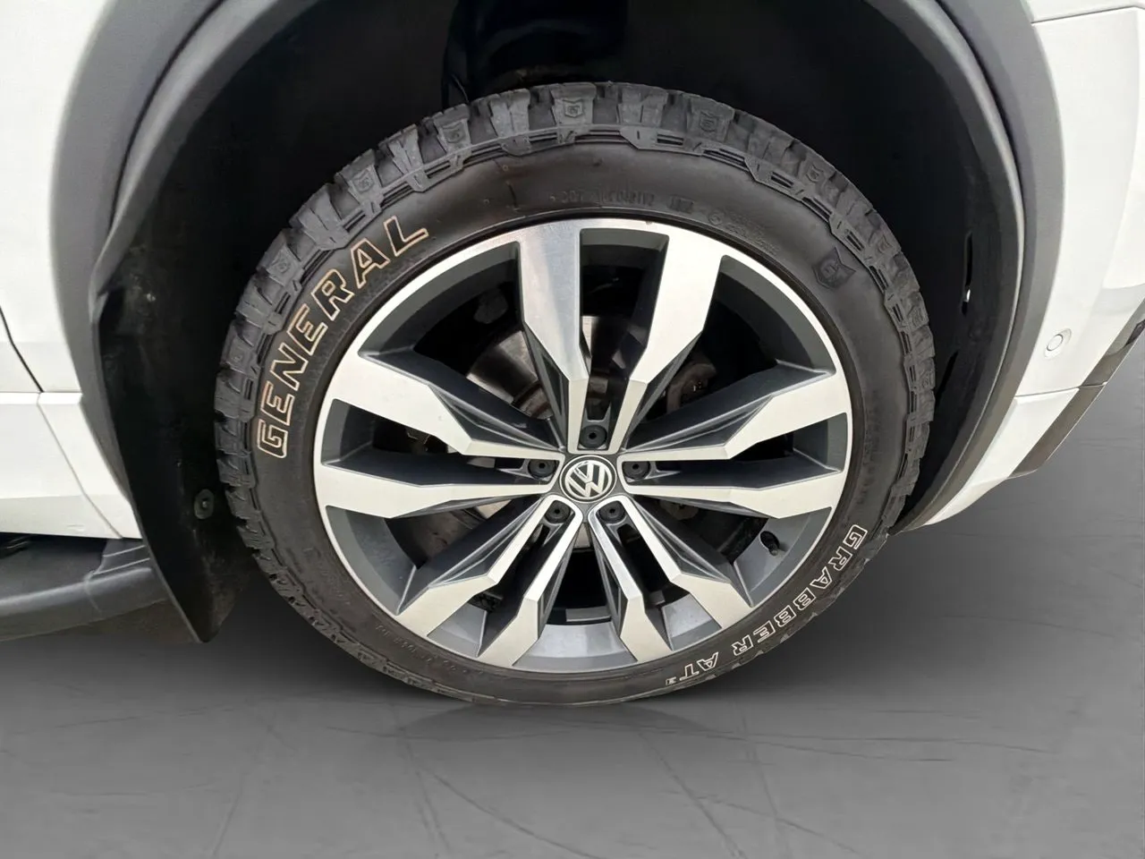 Vehicle image 36