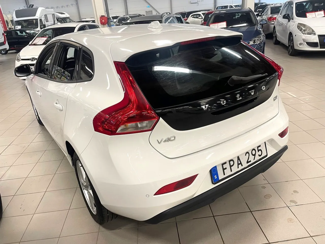 Vehicle image 3
