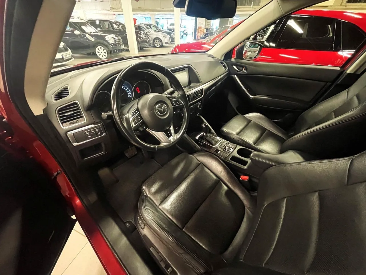 Vehicle image 4