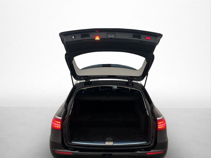 Mercedes E300 bild 9