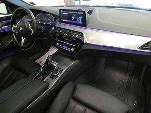 BMW 530 bild 11