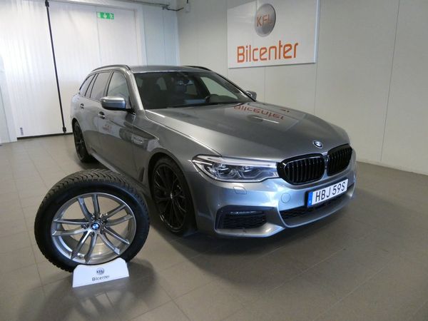 BMW 530 D xDrive M Sport Värmare-Skinn-Drag-Pano-360°-H&K-HUD - 2020
