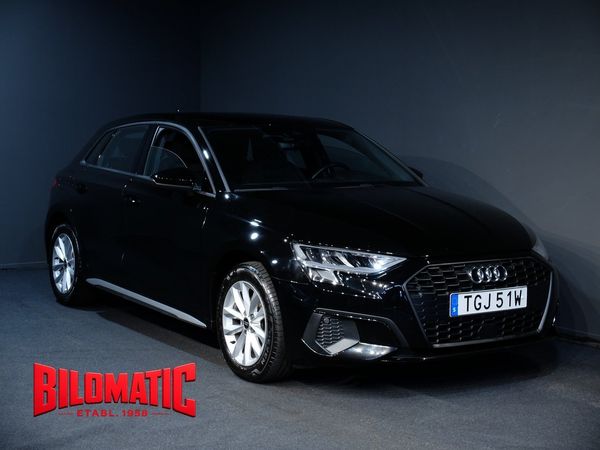Audi A3 35 TSI 150HK Sportback Proline Backkamera Sportstolar - 2023