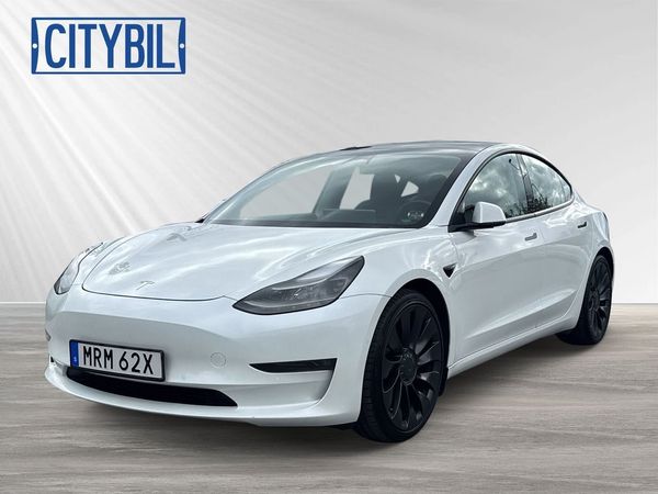 Tesla Model 3 Performance 513hk AWD - 20" - Panorama - Värmepump - 2021