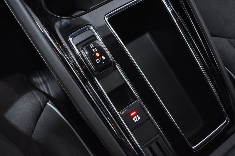 Skoda Enyaq bild 16
