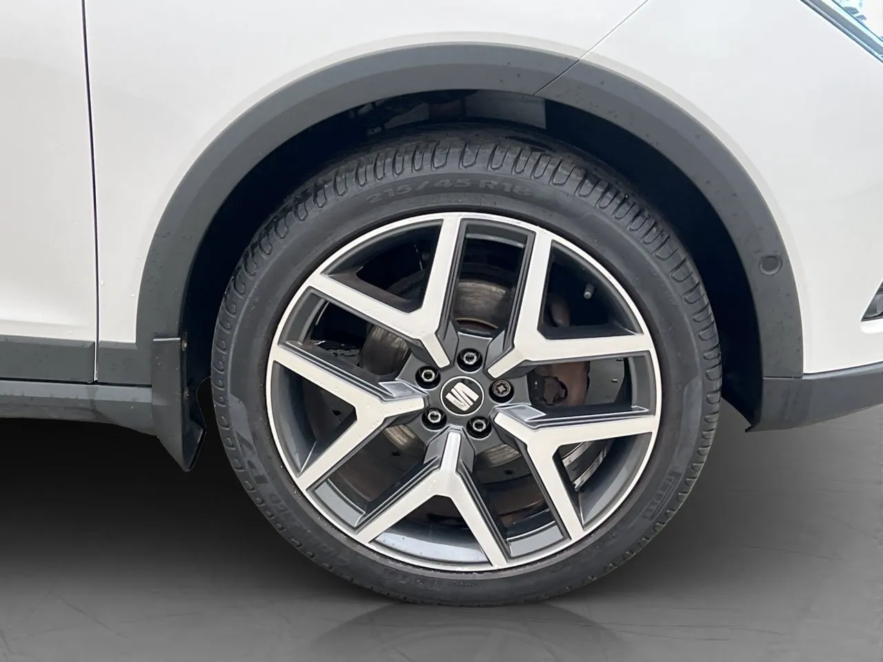 Vehicle image 30